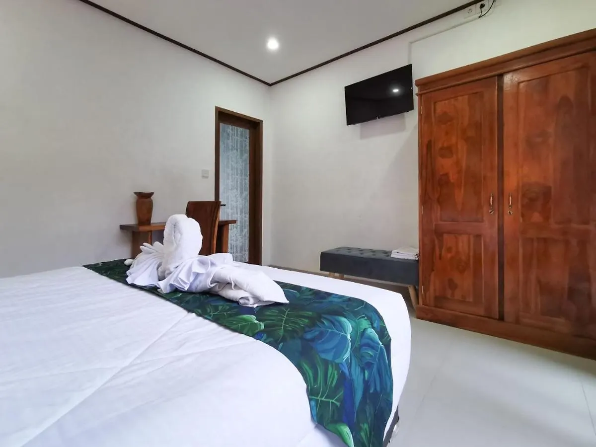3 Bedroom Sunny Villa By Apartico Ungasan
